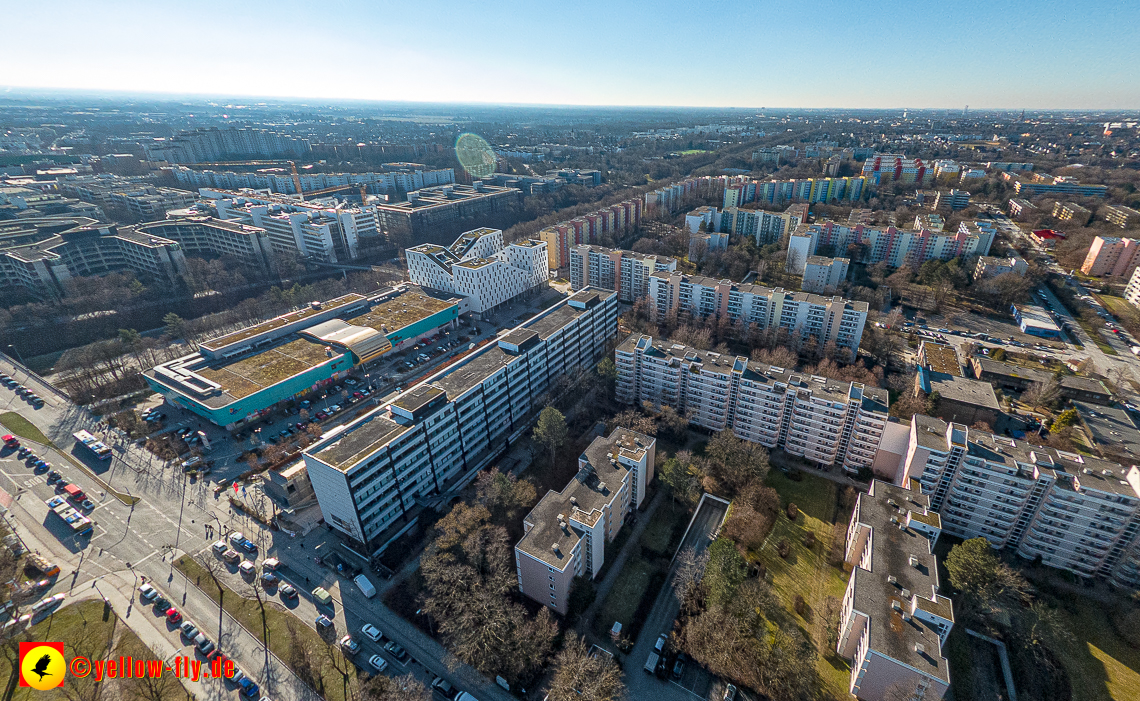 07.02.2023 - Luftbilder vom Plettzentrum in Neuperlache